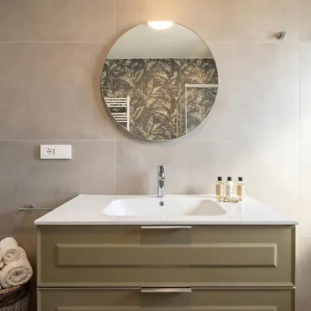 Urban Penthouse Terrace With Parking * Bari
